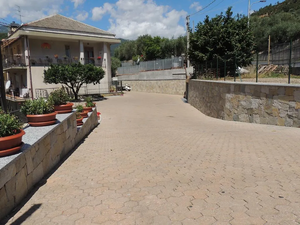 Bed & Breakfast Gli Agrumi Giustenice